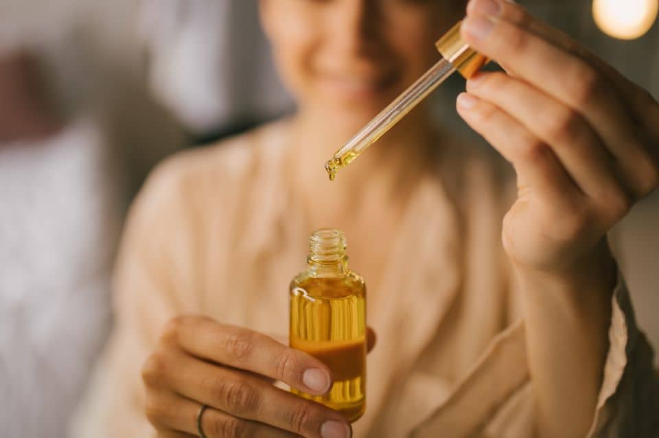Dosage and administration of CBD oil